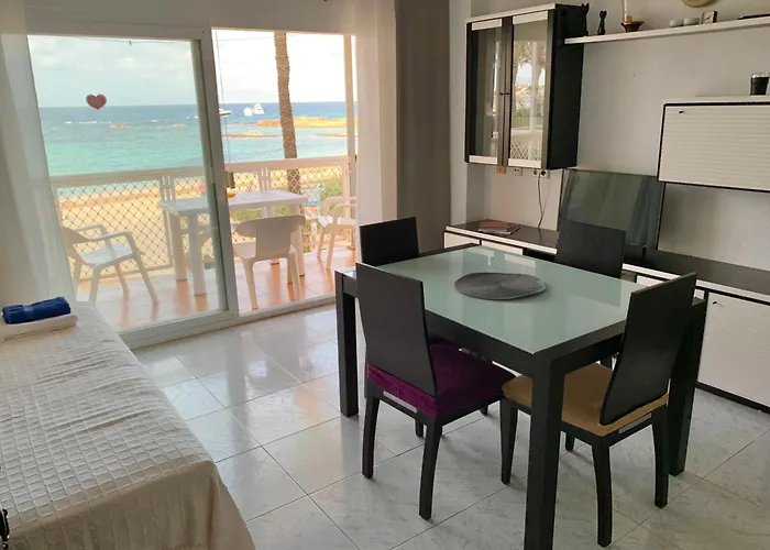 Apt Borras & Roca Plana, Fronte Mare