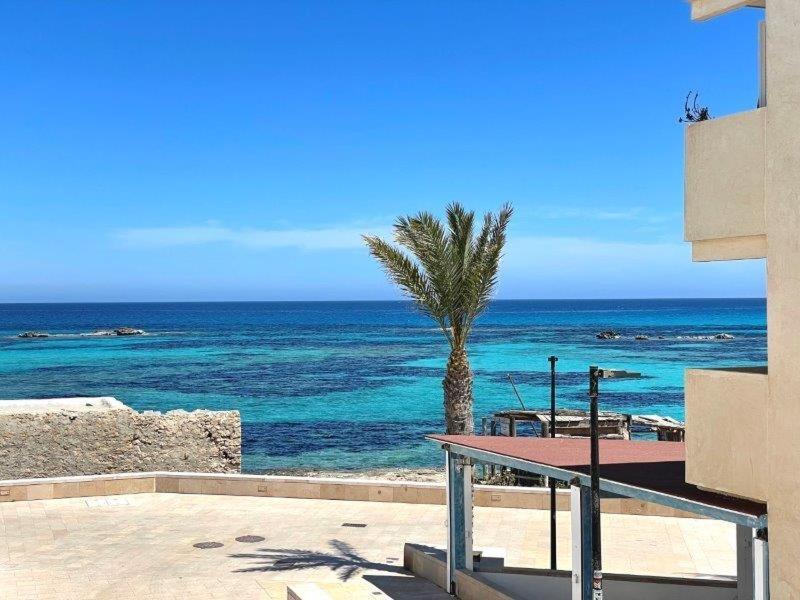 Borras & Roca Plana, Fronte Mare Apartament